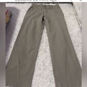 Under Armour Mens Pants 30x32 Brown Khaki Match Play Performance Outdoor Flaw